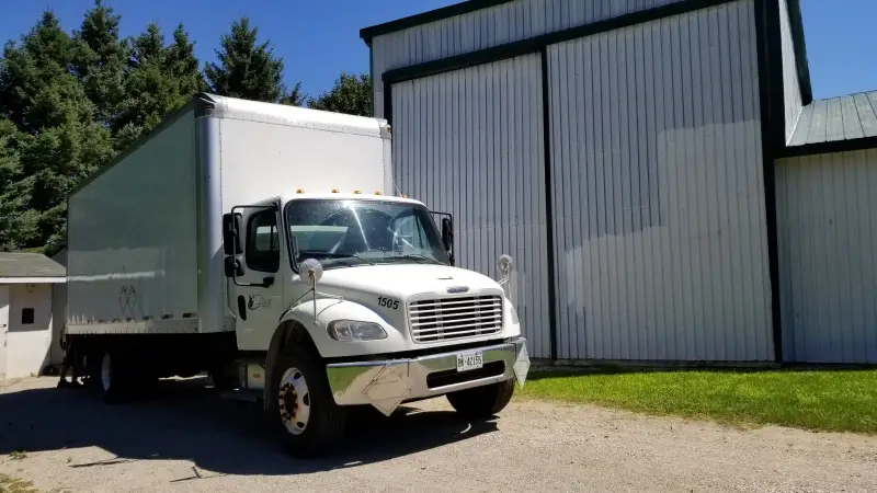 Moroprep FBA removal order processing center in St. Thomas Ontario - Freight loading area